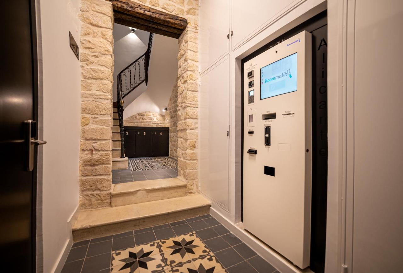 Apartamentos Loliqui Centro Alicante Esterno foto
