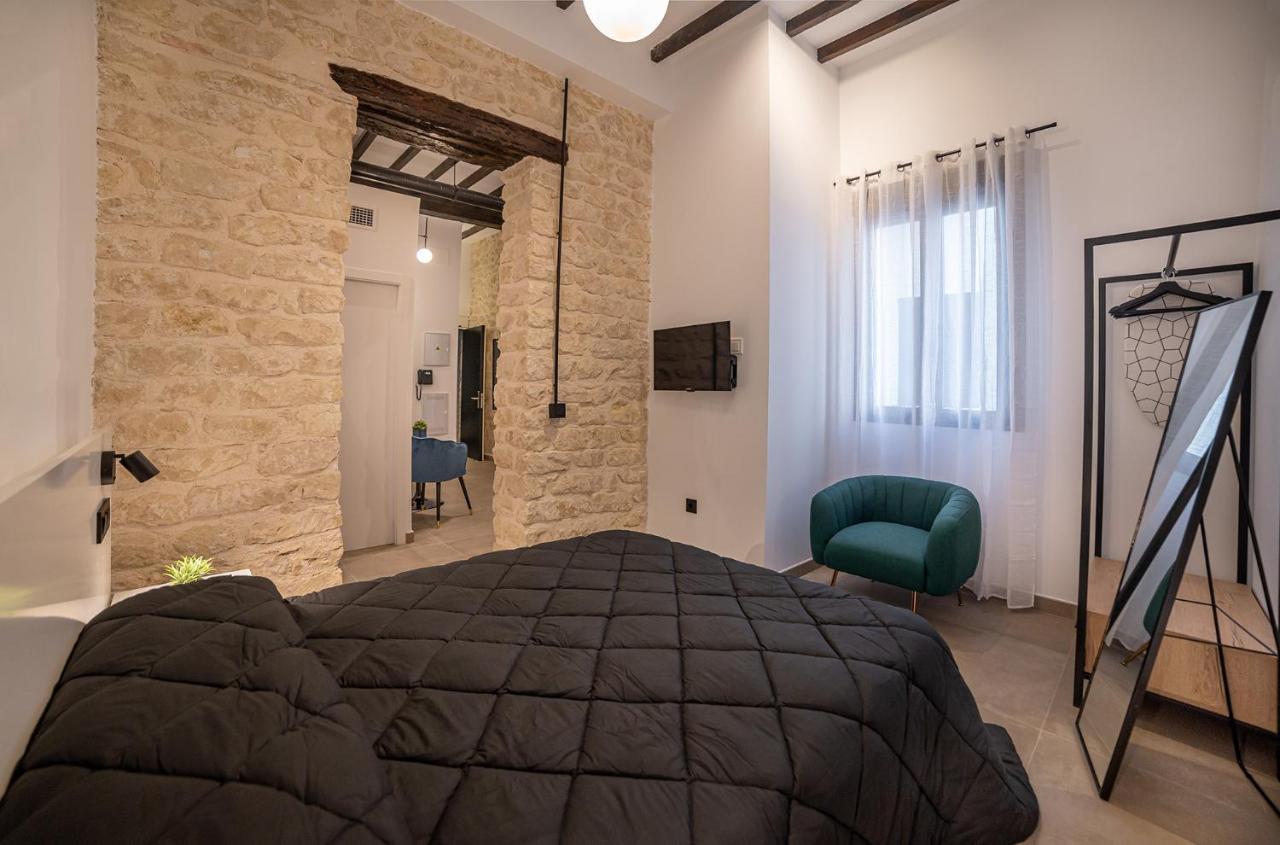 Apartamentos Loliqui Centro Alicante Esterno foto