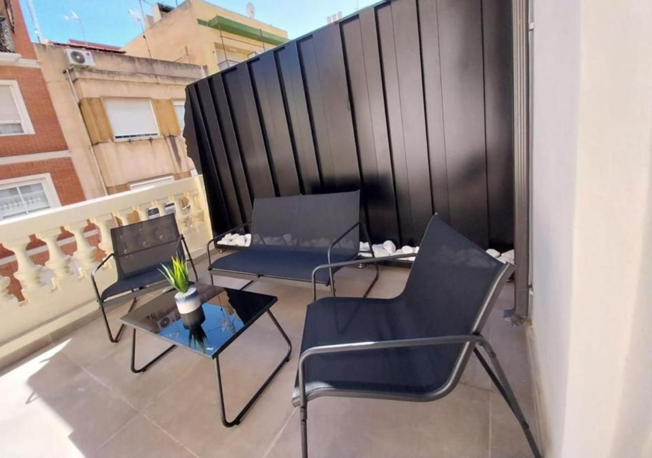 Apartamentos Loliqui Centro Alicante Esterno foto